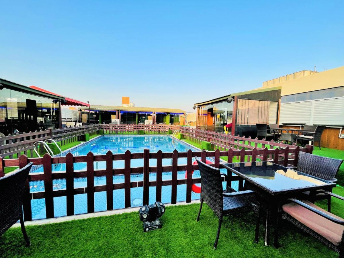 Smana Hotel Al Raffa Ντουμπάι Εξωτερικό φωτογραφία